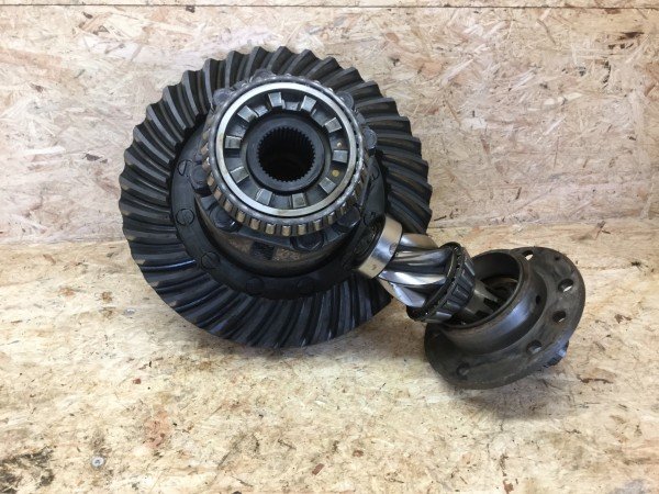 Massey Ferguson MF35 Differential und Kegelrad